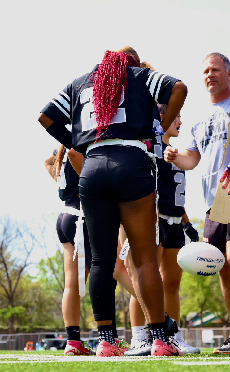 Meghan1Meredith's tweet photo. Pics From Martin 24-25 Flag Football Season ‼️ https://t.co/9fnRUHQq3l