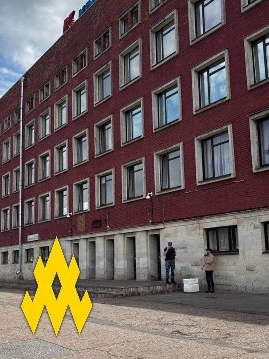 atesh_eng's tweet image. ❗️ATESH agents scouted the Krasny Oktyabr plant in St. Petersburg (59.996630, 30.365872), which makes engines and systems for MiG & Su jets. This site supports Russia’s combat aviation. Data sent to 🇺🇦 Defense Forces. #RussianUkrainianWar