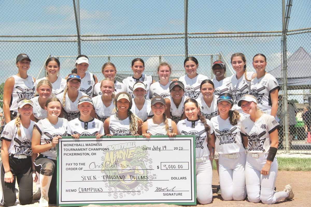 VoganOhio's tweet image. Another weekend another championship. What a way to finish our summer and with some extra cash! Outlaws stand UNITED. ☠️🖤🥎💵💰@OutlawsWilliams
