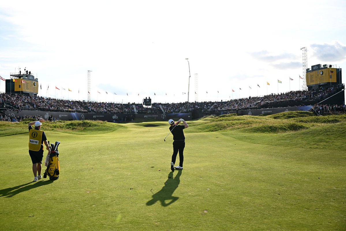 bouncespmgt's tweet image. DEJA VU.... ππ₯
Four birdies in the last 5 holes to get to -10 and @robert1lefty repeats the feat of 2019, with another Portrush top 10 @TheOpen
This time a tie for 7th.
Another outstanding Major championship showing.
Take a bow Bob ππ½ββοΈ
β³οΈπ΄σ §σ ’σ ³σ £σ ΄σ ΏππΌββοΈπ