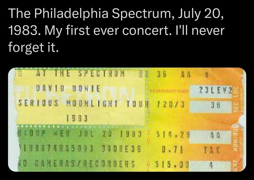 CATHCO9's tweet image. How was this 42 years ago? Okay, it doesn&apos;t feel like yesterday but certainly not so long ago. My boyfriend drove me and my sister to the show. Not a fan. Sat and drank a beer. He&apos;s across the room from me right now looking at his tablet. Meant to be. ❤️❤️❤️