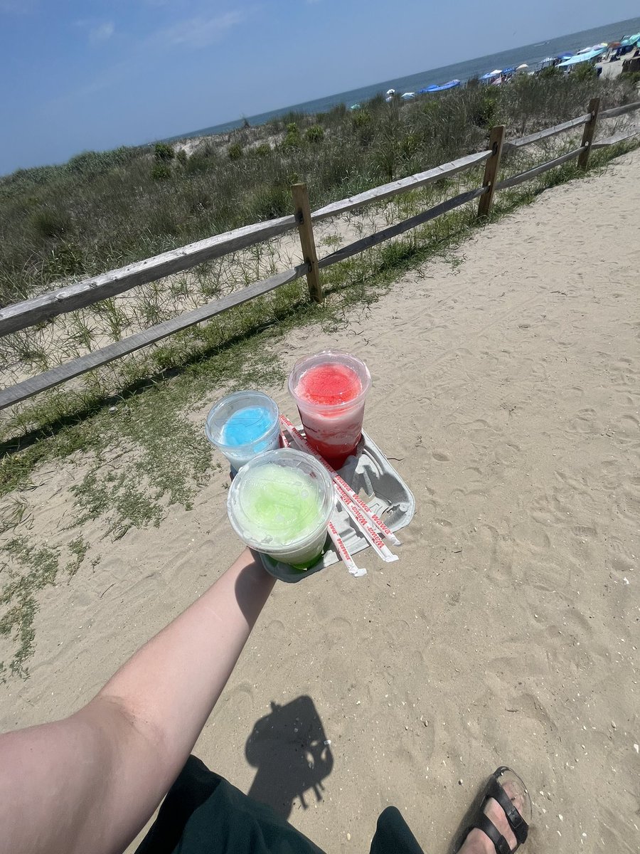 knuckledrragger's tweet image. i am going to be so depressed when this summer ends :)