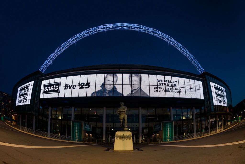 adele_liam's tweet image. Manchester is done so it’s officially Wembley time 🤩❤️
#oasislive25
#oasis25