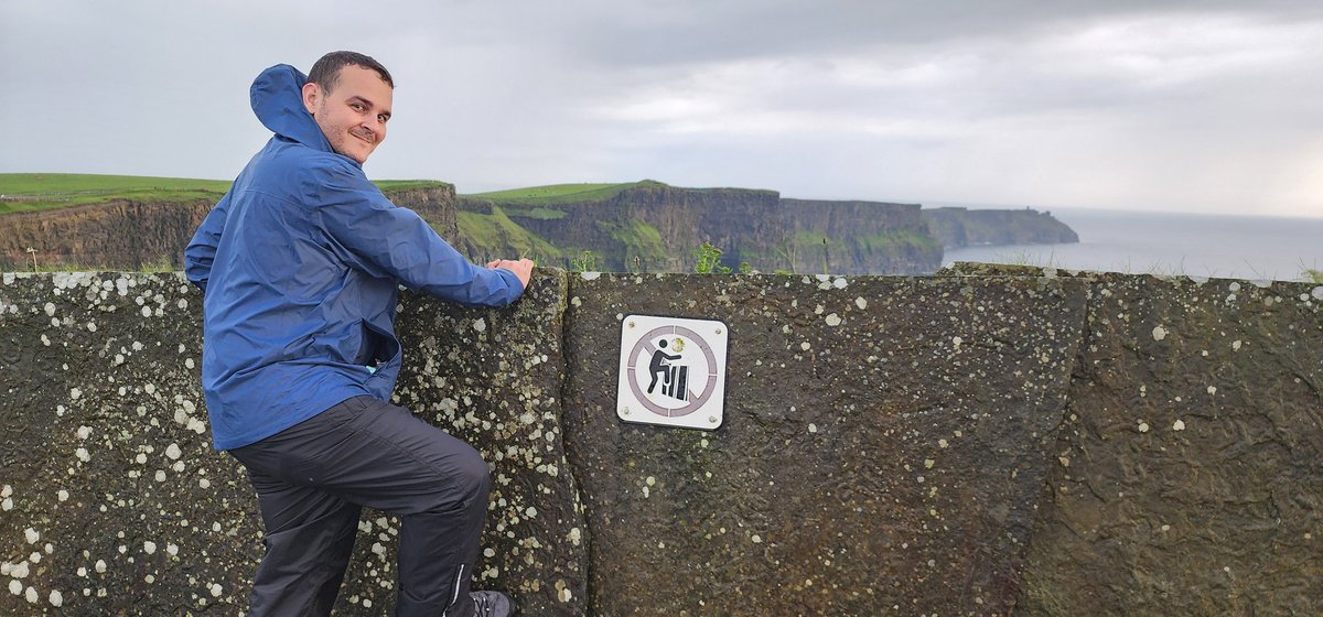 IamSean90's tweet image. I can't believe I got arrested for desecration of a UNESCO Heritage site. If they didn't want me to hop the fence, they should've put up a sign or something