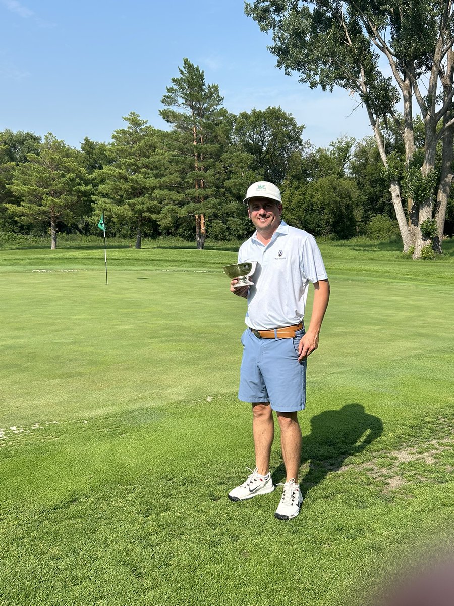 GF Country Club tweet media