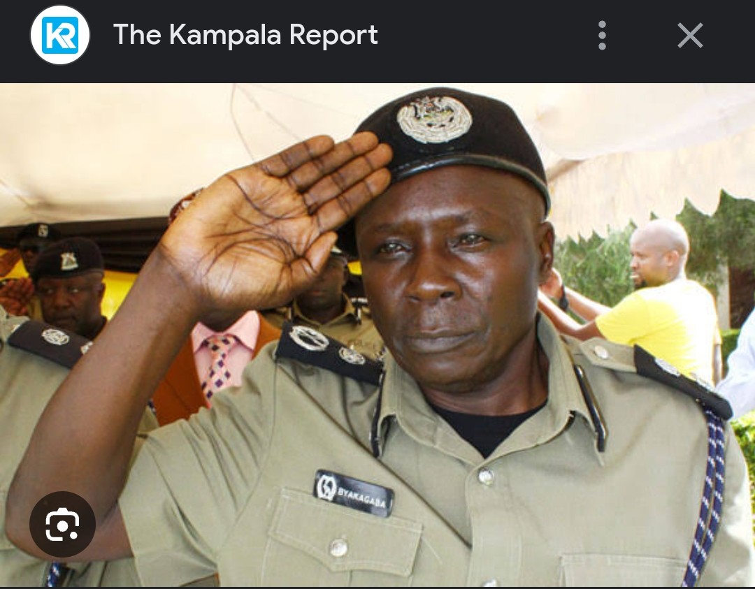 nsengoba's tweet image. It's DAY 209 since PC Charles Bahati from Bushenyi shot dead, Julius Ssekamwa, driver of M/v UAX 480C & 'fled' on a boda boda, from armed patrol policemen. Police 'recovered' only the gun. Let's retweet daily to remind @igp_ug1 & @PoliceUg to produce the suspect.
#ArrestPCBahati