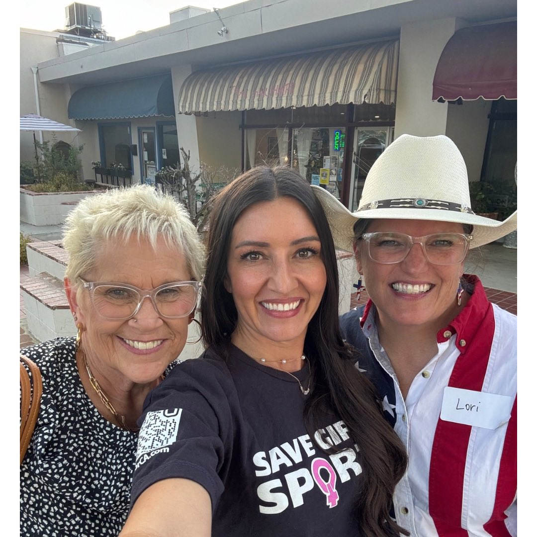 realSonjaShaw's tweet image. BOYS don’t belong in girls’ sports or locker rooms.
Parents have HAD ENOUGH of Sacramento’s radical agenda.
I’m a CA mom running for State Superintendent to protect our daughters and take back our schools.
Grab your #SaveGirlsSports shirt and join the movement:…