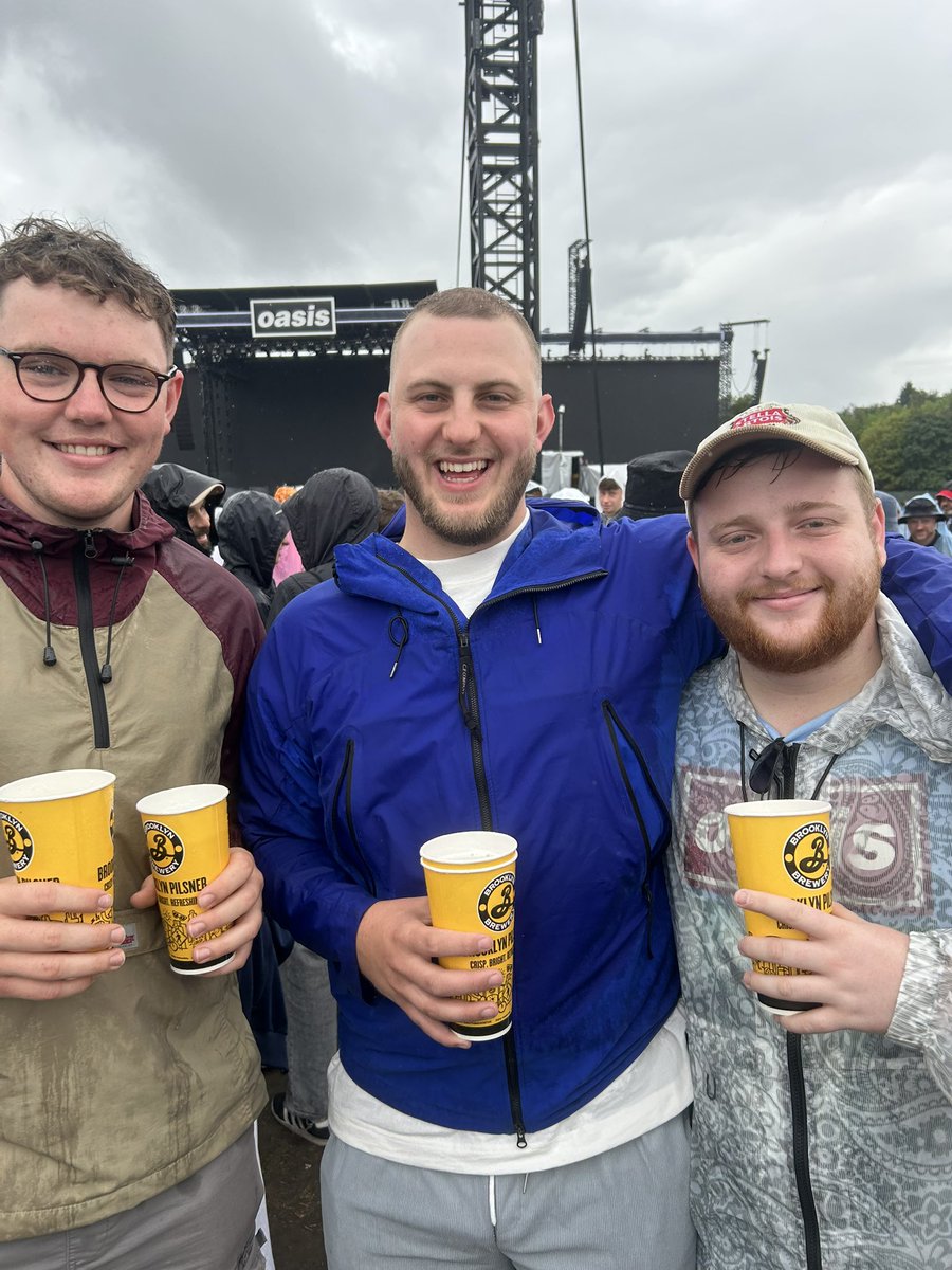 CameronParbery1's tweet image. Oasis let’s have it