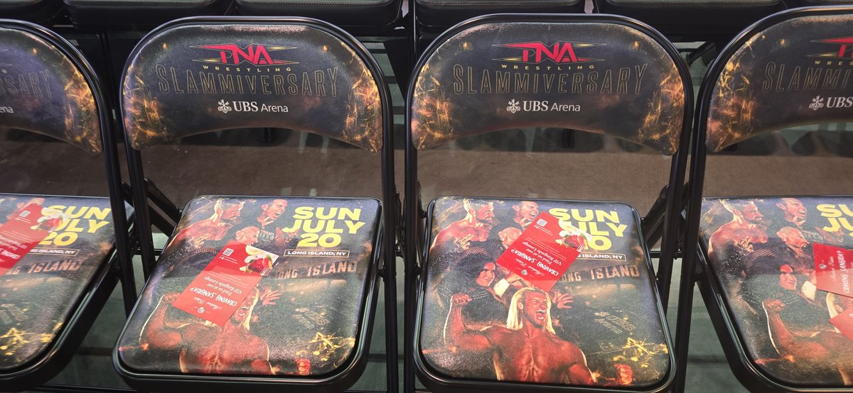 realjoelivehd83's tweet image. Im here @ThisIsTNA #TNASlammiversary #TNAWrestling 
@UBSArena #frontrow
#lfg