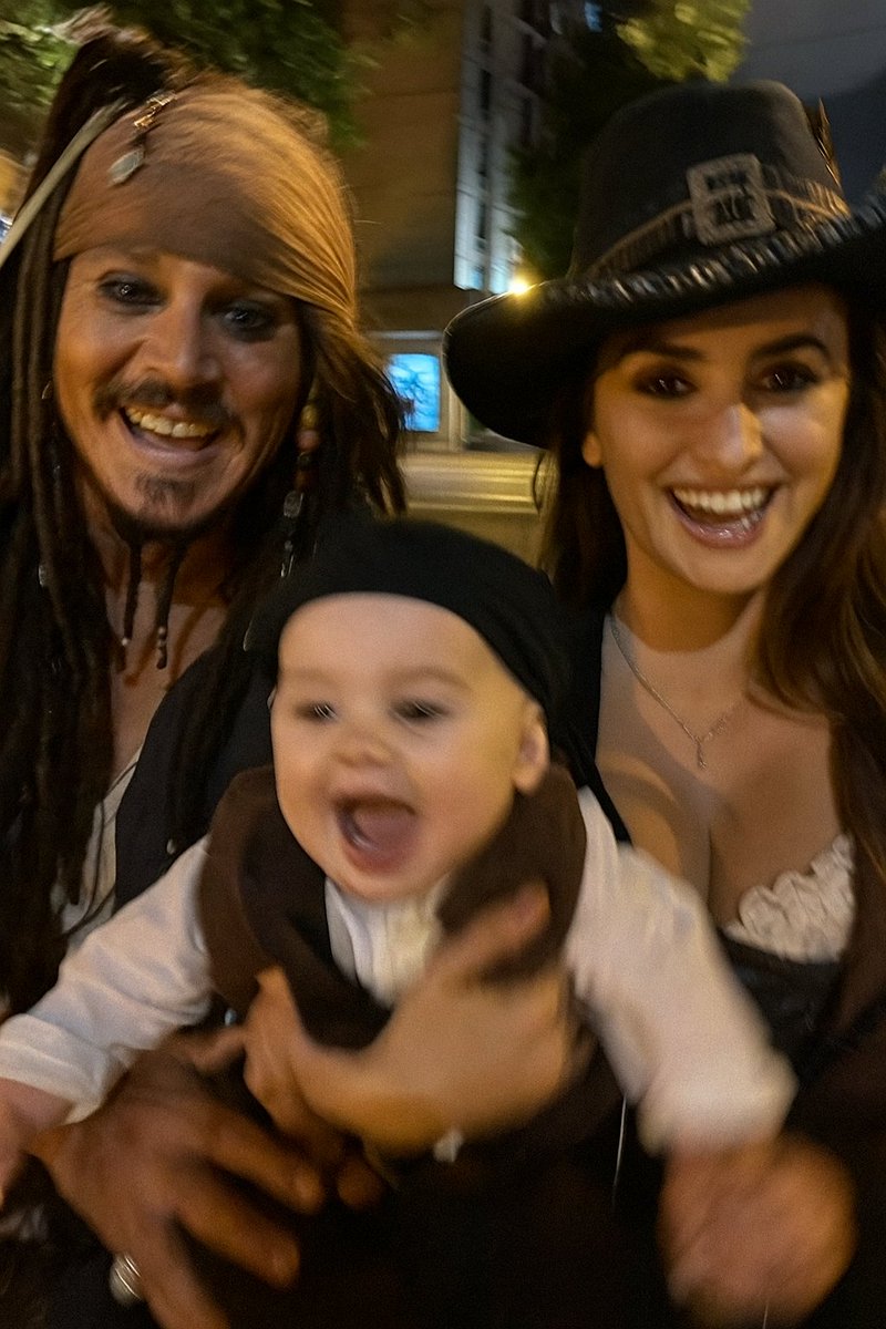 sparrowsteach's tweet image. my heart, my happiness &amp;lt;3