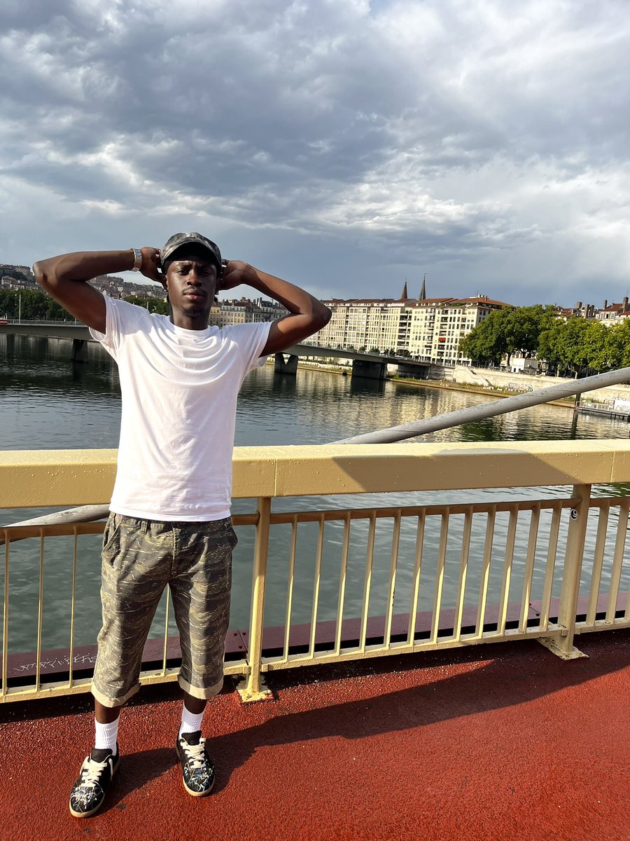 STEVENTETE6's tweet image. bi monthly media post