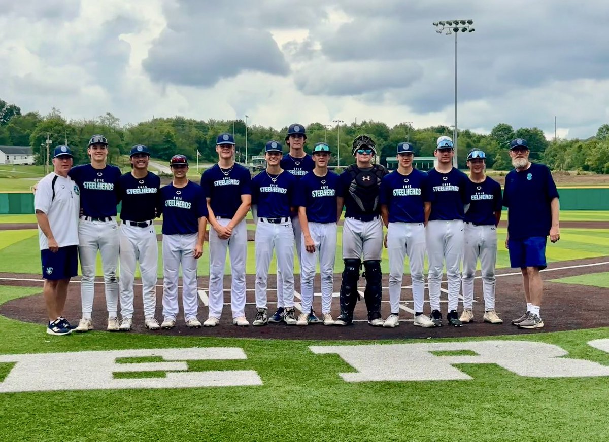 ESteelheadsBall's tweet photo. 16u Besco rips off 4 in a row this weekend! 

Great work, boys! 4-0 at Slip🔥👀

#ErieSteelheads2025 https://t.co/fAm5EIA9Mr