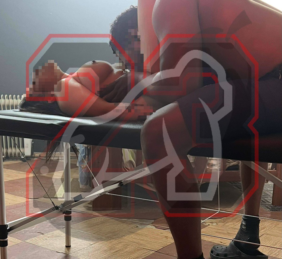 Quieres ver como disfruta el masaje tantrico y sensitivo que le hago a <a href="/SwingerCataLog/">.</a> !!!... 
Pregunta por las suscripción VIP...