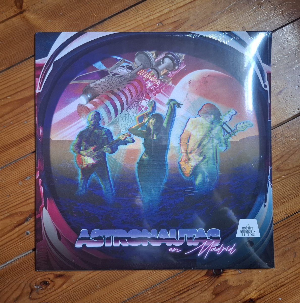 MúsicaAmanseixFeres (@somlmalf) on Twitter photo #sorteig582malf Sorteig d'un Vinil de DJ. Moderno anomenat "Astronautas en Madrid". Podeu participar per diferents xarxes socials:
- Facebook: like aquest post i seguir LMALF, Dj. Moderno i FEP producciones
- X: like aquest post i seguir <a href="/somLMALF/">MúsicaAmanseixFeres</a> , <a href="/DjModerno/">DjModerno 🫵</a> i <a href="/FepProducciones/">FEP PRODUCCIONES</a> #sorteig582malf Sorteig d'un Vinil de DJ. Moderno anomenat "Astronautas en Madrid". Podeu participar per diferents xarxes socials:
- Facebook: like aquest post i seguir LMALF, Dj. Moderno i FEP producciones
- X: like aquest post i seguir <a href="/somLMALF/">MúsicaAmanseixFeres</a> , <a href="/DjModerno/">DjModerno 🫵</a> i <a href="/FepProducciones/">FEP PRODUCCIONES</a>