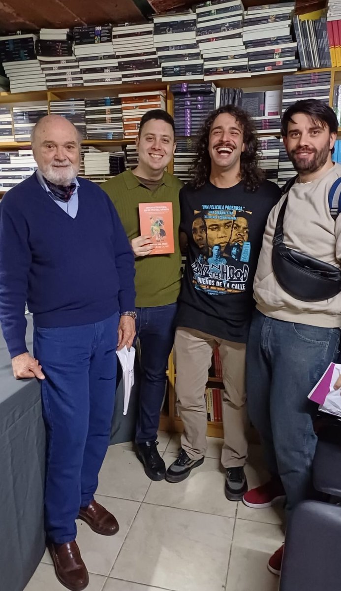 Ignacio Del Pizzo (@ignaciodp) on Twitter photo 💐 Lo hicimos rodeadxs de flores y amores, que colmaron <a href="/prometeo_libros/">Editorial Prometeo</a> y nuestros corazones 💐 Lo hicimos rodeadxs de flores y amores, que colmaron <a href="/prometeo_libros/">Editorial Prometeo</a> y nuestros corazones