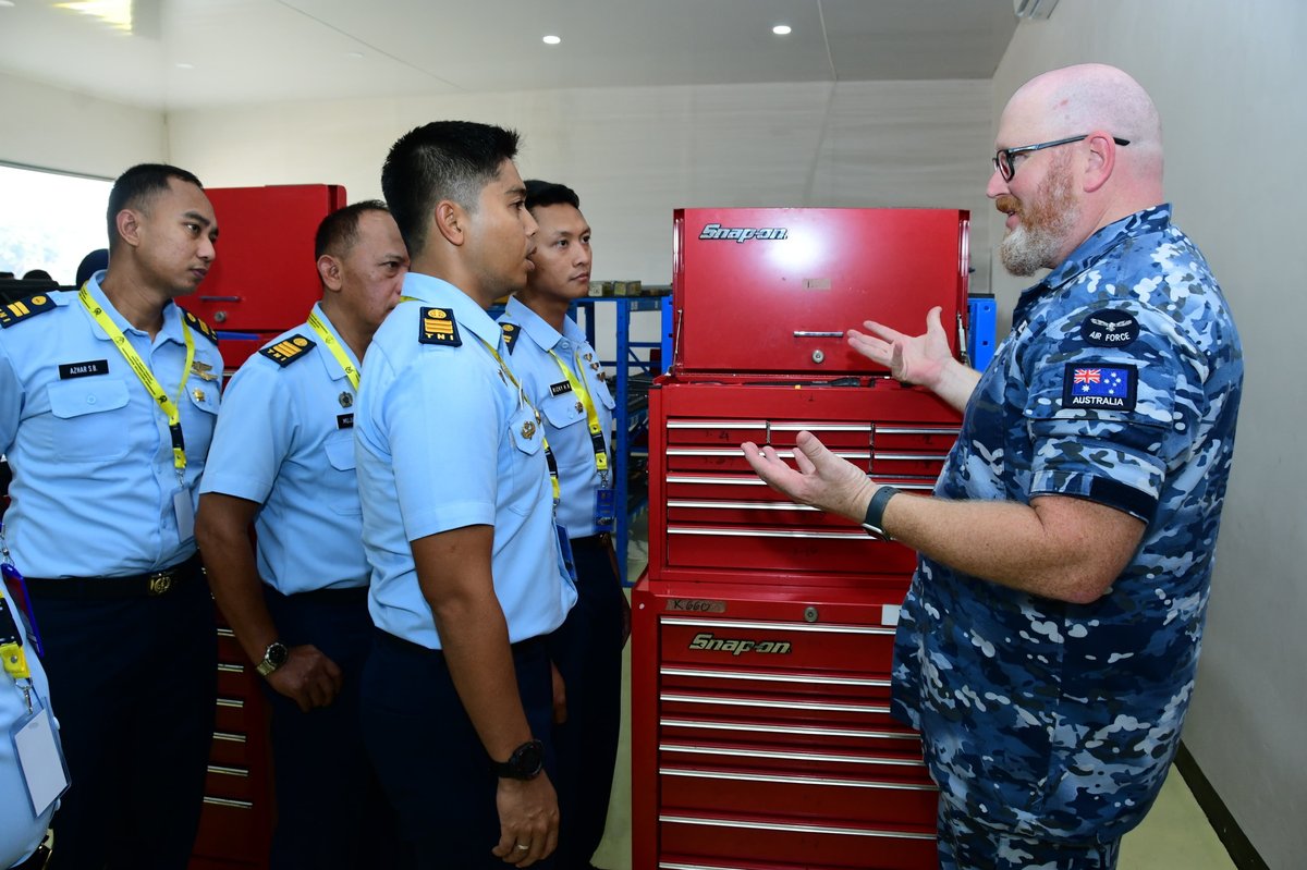 AusAirForce's tweet image. Our #AusAirForce Indonesian Safety and Airworthiness Program (ISAP) team recently presented at the @_TNIAU Safety Workshops conducted at Halim Air Force Base, Jakarta.
#AusAirForce #YourADF #StrongerTogether