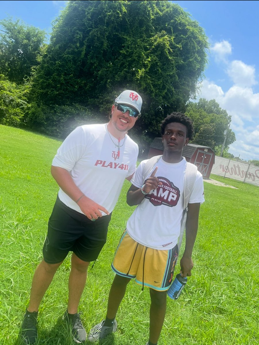 Braylon_Simp1's tweet photo. Had a amazing time at Virginia union university showcasing my skills at the quarterback position at the camp. I want to say thank you to Coach GC for helping me get better and improve my quarterback skills. #VUU https://t.co/0aY6SonIYt