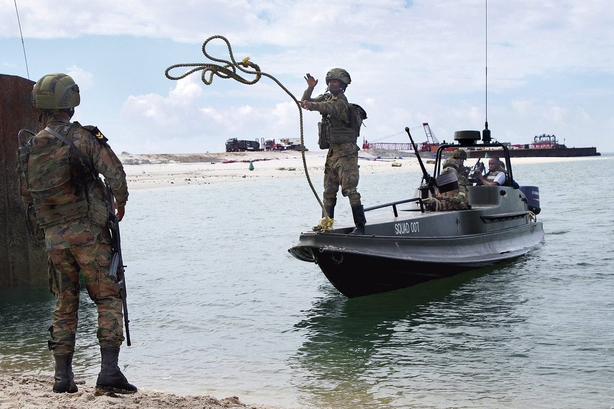 🇲🇿Mozambique es un país que no suele estar en las noticias. Pero no falta en los análisis de Le Monde diplomatique. En julio, un informe especial sobre cómo el yihadismo se ha adentrado en su territorio, como problema y también como excusa. 

✍🏽 Margaux Solinas

🗺️ Fuentes: Armed