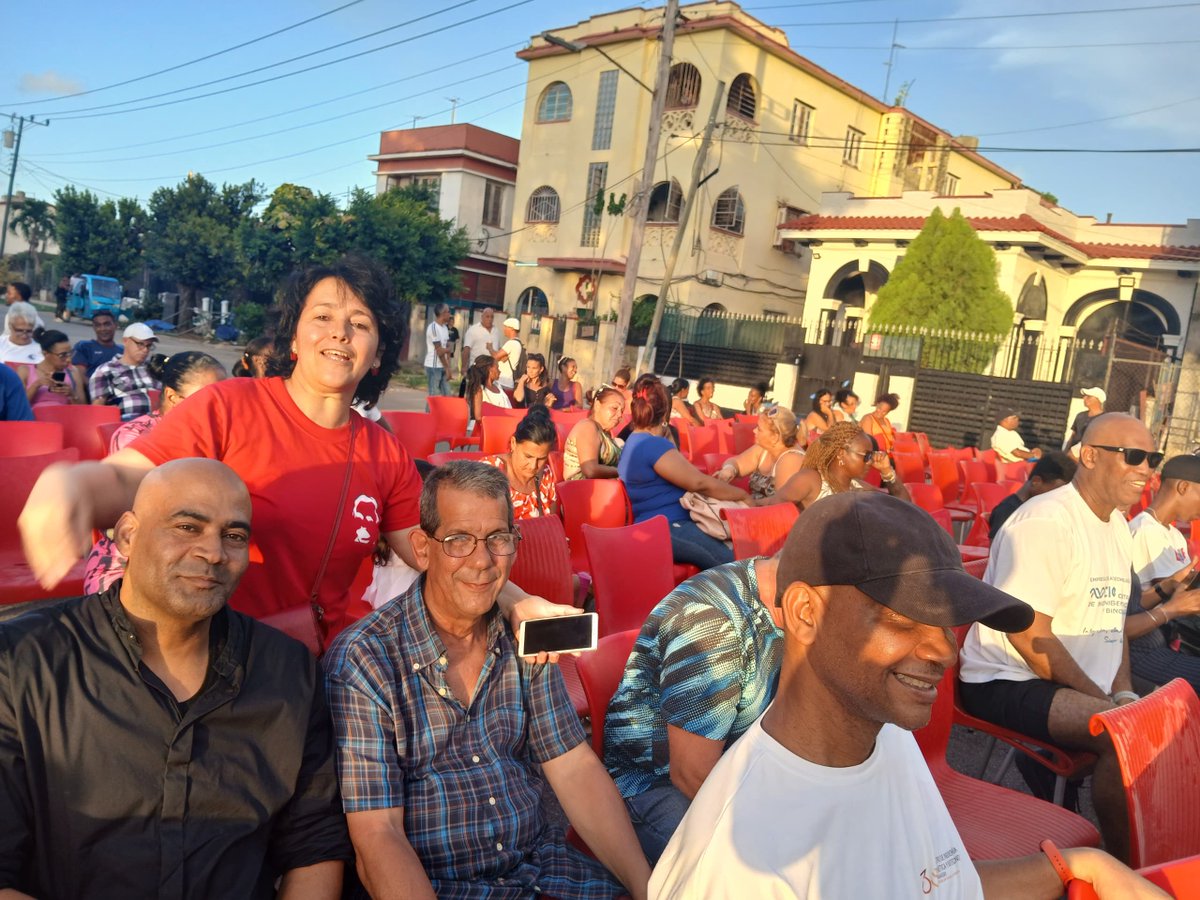 CIGBCuba's tweet image. El @CIGBCuba ¡presente! en el acto del Municipio Playa por la celebración del #26DeJulio en toda #Cuba.
#LaLuchaNoHaCesado #CubaEstáFirme