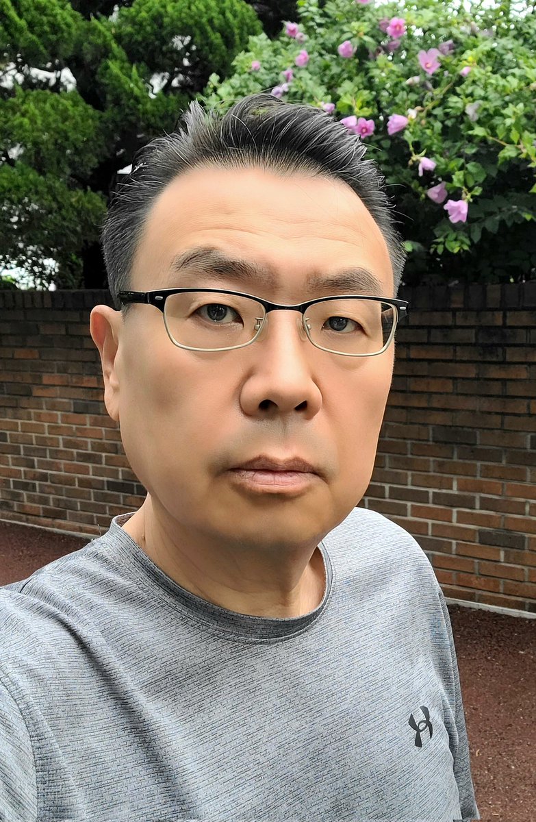 buenasight's tweet image. ✂️ New cut, clean vibes.
Kept it short, sharp, and ready for summer.
#FreshLook #SummerStyle #CleanCut #MinimalVibes #OOTD