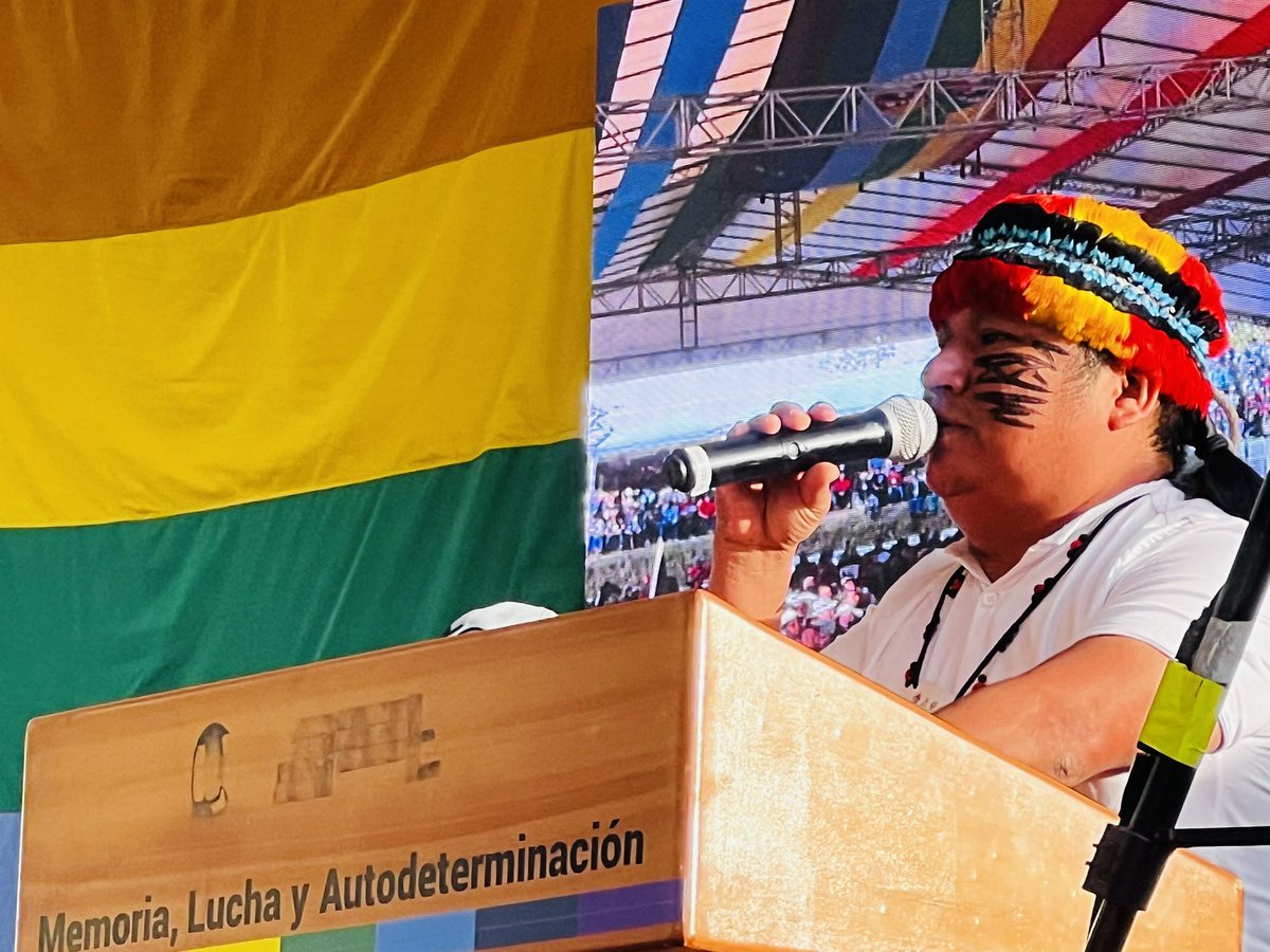 LancerosDigital's tweet image. En estos momentos los candidatos a la Presidencia de la Conaie Ecuador presentan sus propuestas al congreso
- Marlon Vargas (Achuar, Amazonia)
- Leonidas Iza (Panzaleo, Sierra)
En pocos instantes iniciarán la votacion; sigue el minuto a minuto por nuestras redes sociales