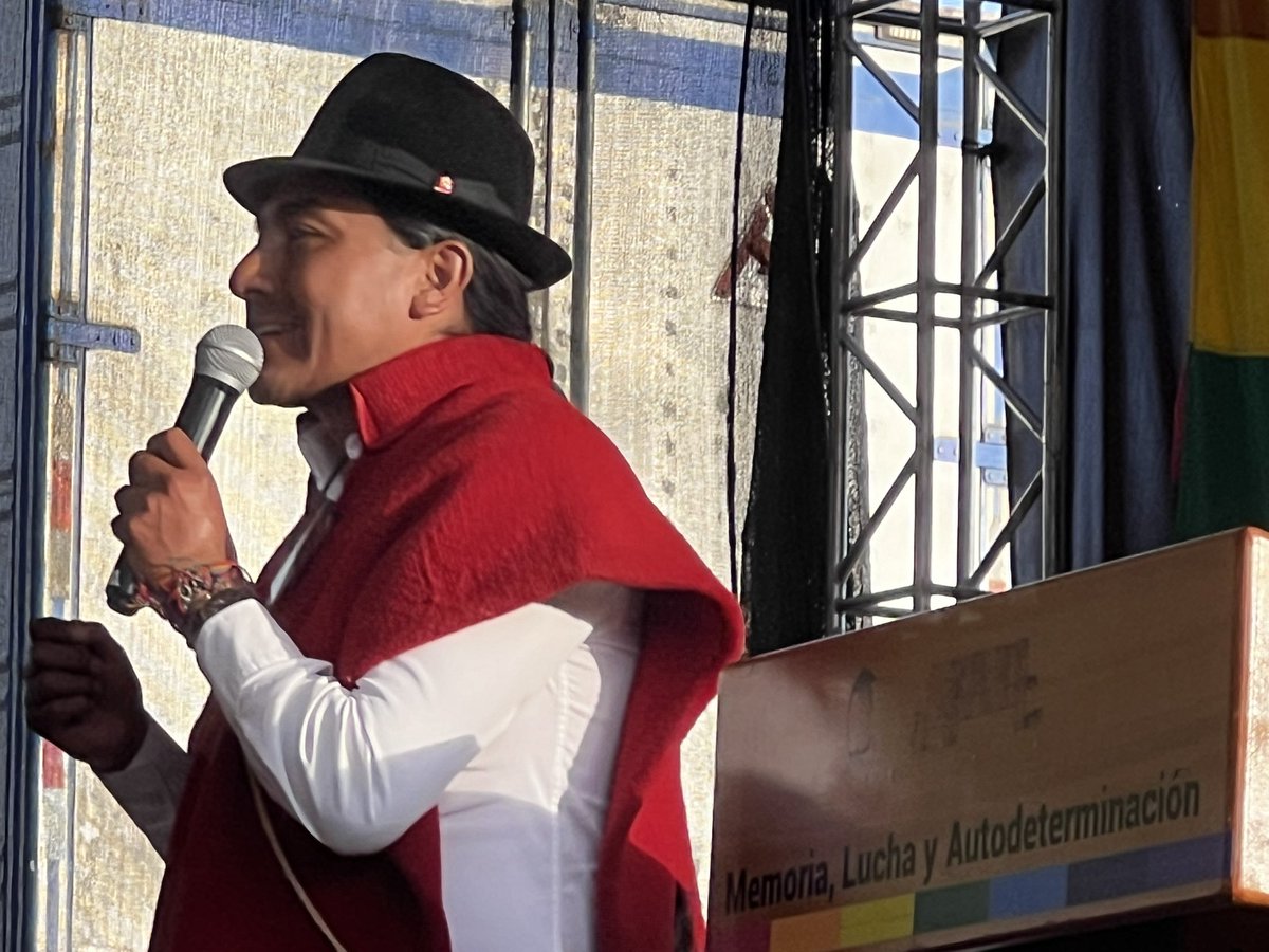 LancerosDigital's tweet image. En estos momentos los candidatos a la Presidencia de la Conaie Ecuador presentan sus propuestas al congreso
- Marlon Vargas (Achuar, Amazonia)
- Leonidas Iza (Panzaleo, Sierra)
En pocos instantes iniciarán la votacion; sigue el minuto a minuto por nuestras redes sociales