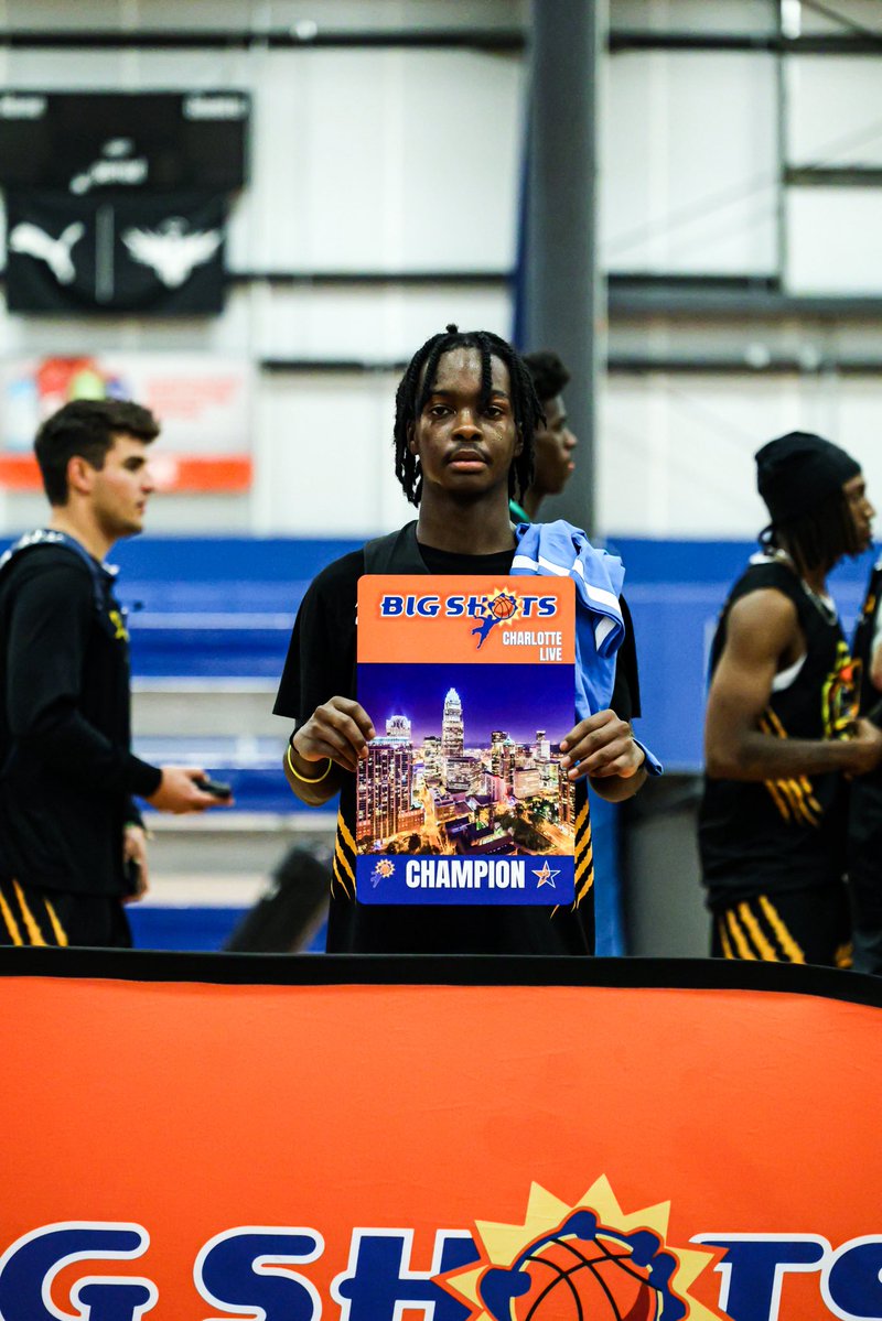 #BIGSHOTS #CHARLOTTELIVE

🏆17U CHAMPIONSHIP🏆

Buzzi2x 81
MVP Kaden Jonas 20
Jack Christie 17

Sandhills Cyclones 55
Adaiver McDonald 18
Kingsley Donald 12