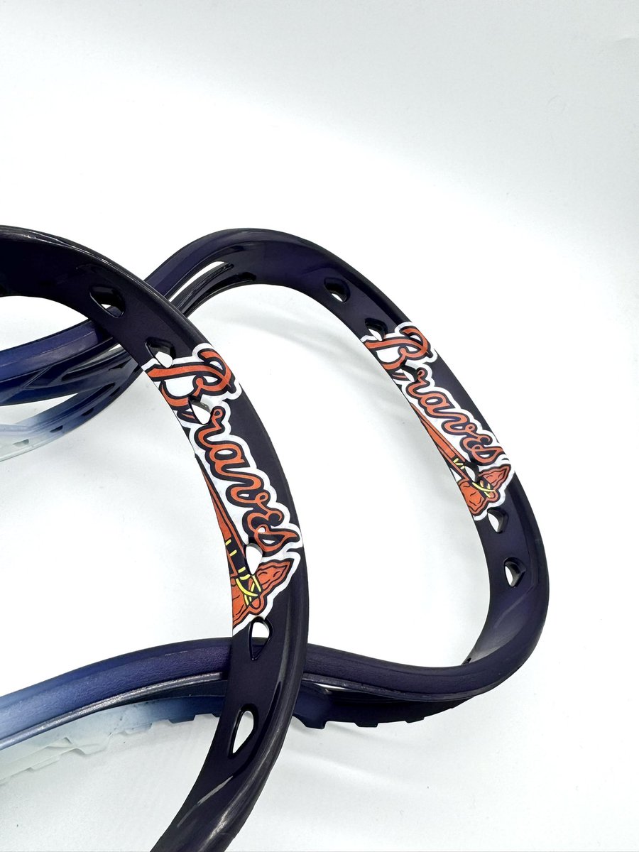 SCDLax's tweet image. 2 @braves themed @powelllacrosse Pioneer II Attack heads! ⚾️⚾️