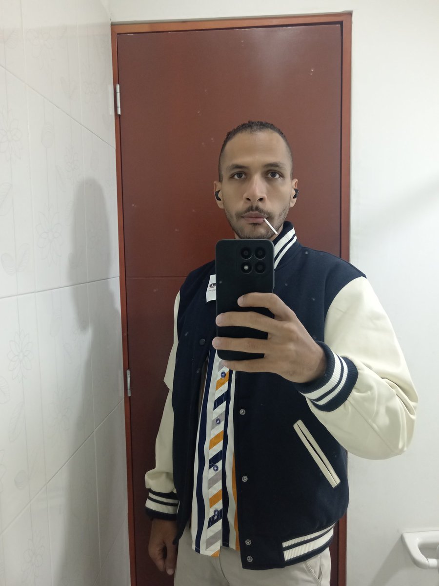 OSDA_ROCO's tweet image. Por fin me pude comprar mi chaqueta béisboleras

Ventajas de Bogotá jajaja