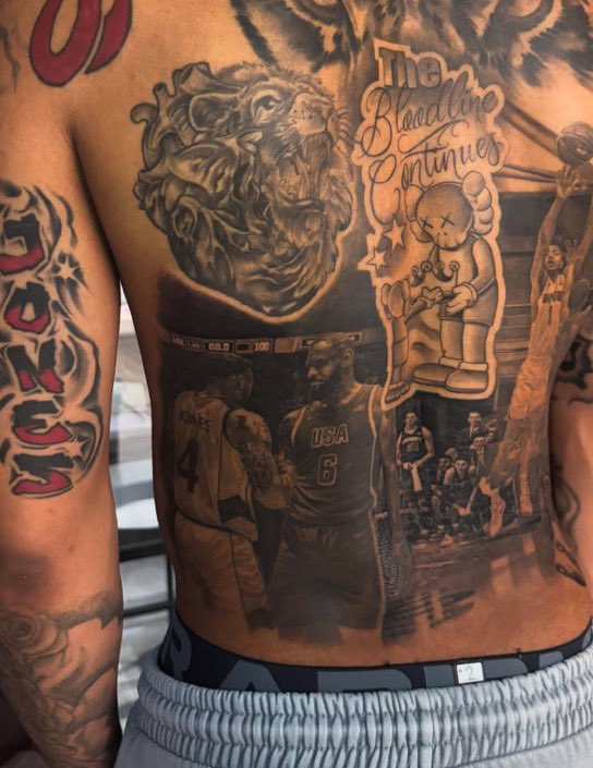 BronGotGame's tweet image. Former Louisville guard Carlik Jones gets his photo with LeBron James tattooed ๐ฅ