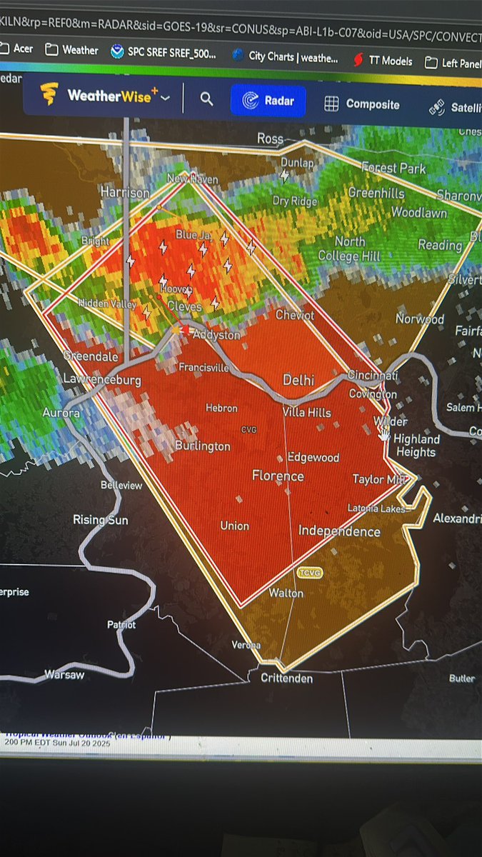 NWW116_WX's tweet image. #tornadowarning here in the Cincinnati Ohio area! Take shelter now!