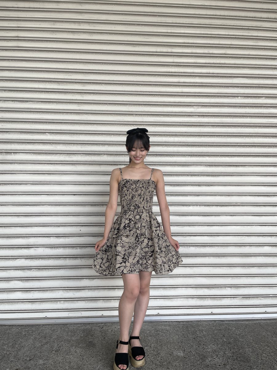 AKB48 Officialスクラッチ A賞サイン入りタペストリー奥本