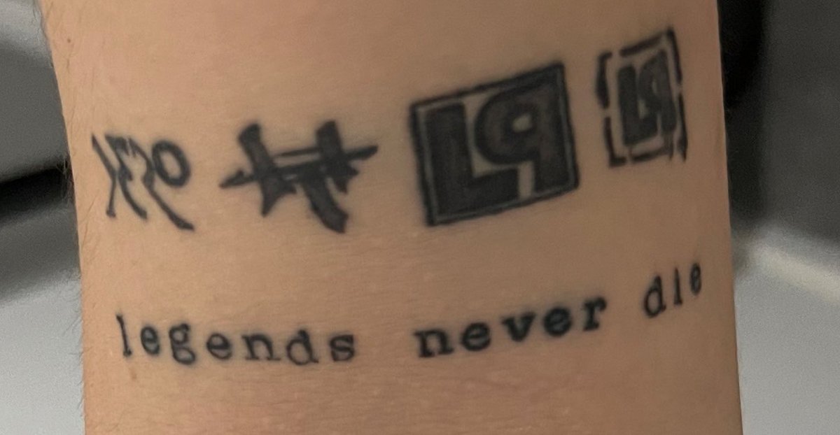 agabrieladias's tweet image. chaz’s death still hits me hard.
today i surrounded myself with real friends so i could have a chill day, laugh, and keep my heart at peace.
i’m sure that’s exactly what he’d want all of us to do.
i’d rather celebrate his life, always.