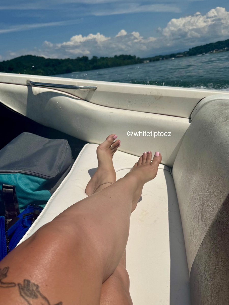 WhiteTipToez's tweet photo. Which color do you like best? 💋 #prettyfeet #prettytoes #pickmycolor #ff #customs https://t.co/2QYbjFQUbr
