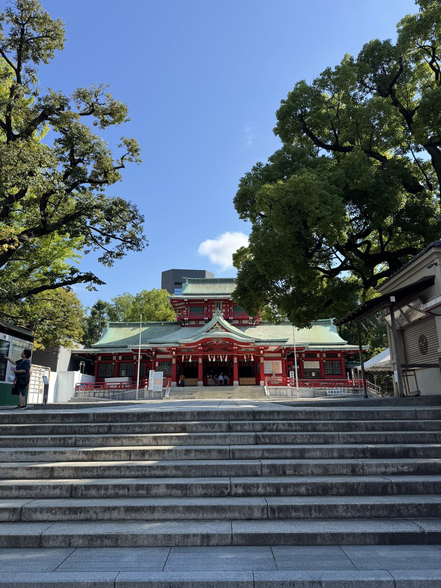 tsuka_ken1's tweet image. 寝つきも悪く、寝苦しく。
仕事に行ってきます。
日傘も忘れた！
