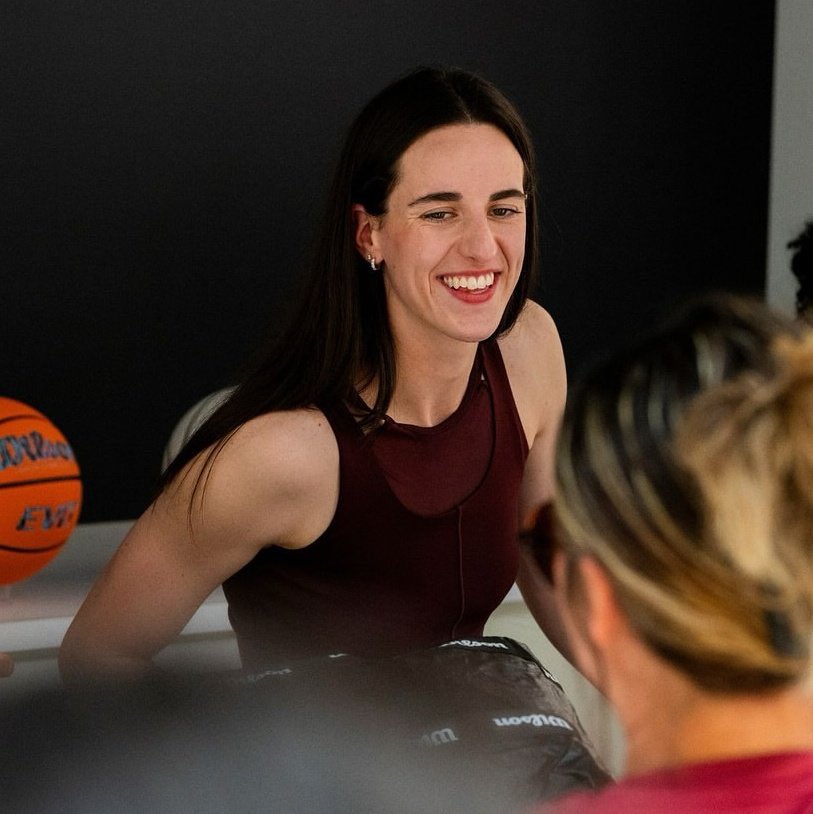 CClarkReport's tweet image. Caitlin Clark is not expected to make her return on Tuesday