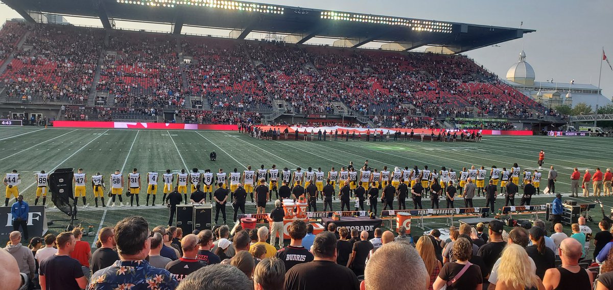 Xpeggr's tweet image. Beauty Sunday evening in the Nation's capital! @CFL @REDBLACKS @Ticats