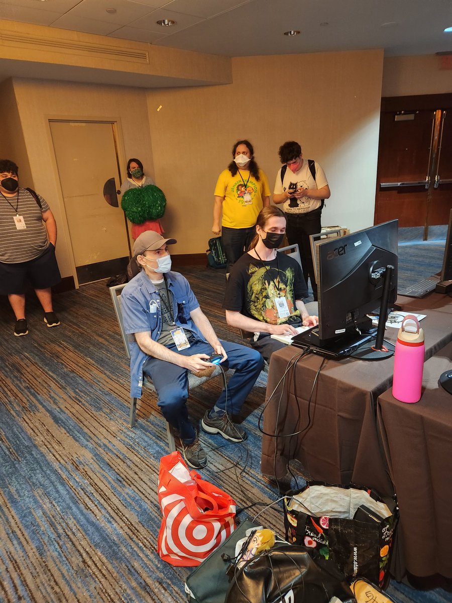 VFnumbers_'s tweet image. Vggs @BostonBlueBeat #bepisode
#PlayMoreVF
VF5REVO tournament
Awesome to meet alot of new faces in the New England area playing VFREVO in MA and CT.
Shoutout to @Foxhoundfl and Blackbeltspartan glad finally meet both.
1st VFNumbers
2nd BlackbeltSpartan
3rd Bowser