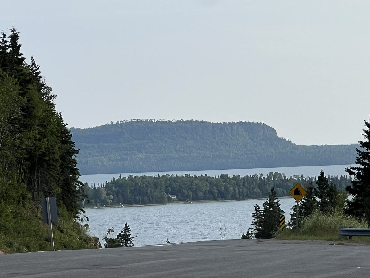 LichTamara's tweet image. Ontario, so far! Finally past Thunder Bay and onto my favourite part of the trip, Lake Superior.
🇨🇦