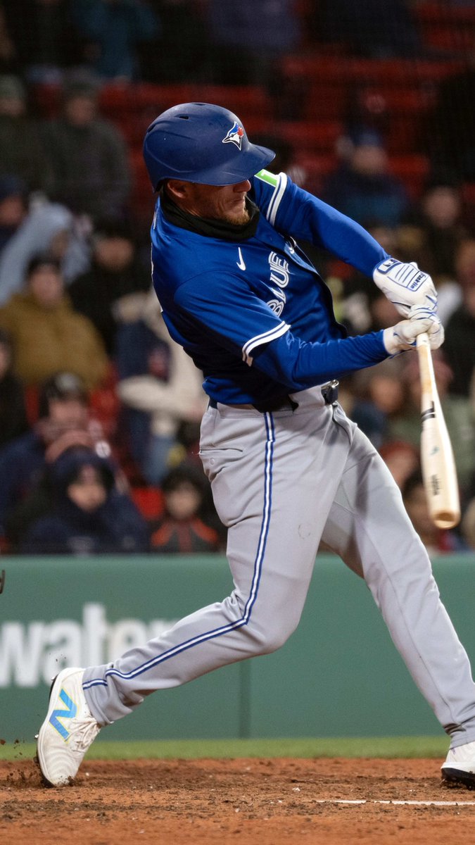 Los Angeles Dodgers: 58 - 42
Roki Sasaki: -0.2 fWAR

Toronto Blue Jays: 58 - 41
Myles Straw: 0.8 fWAR

Blue Jays won the offseason.