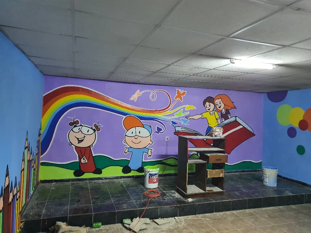 Y en pleno Día de la Infancia comprobamos lo inminente de una noticia feliz: ya casi lista Casita Infantil de la comunidad rural de Maqueicito, una de las obras previstas a inaugurarse con motivo del 26 de Julio en Guantánamo...
#VeranoSiempreJoven
#MiMoncadaGuantanamero