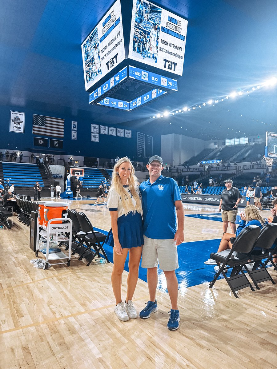 See ya Tuesday! 💙🐱🏀