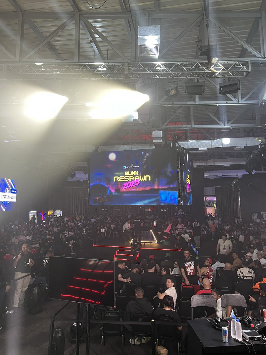 TOP8始まる！
頑張るぞー！