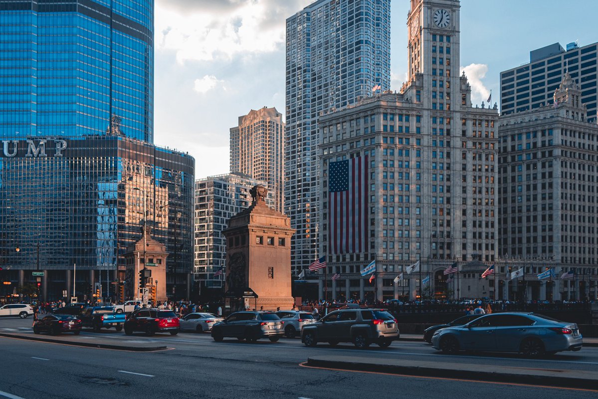TheJvandy's tweet image. Evening Light on Michigan Avenue.
Chicago, Illinois