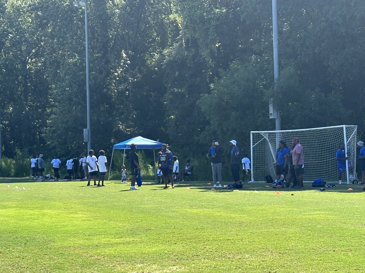 JP Wilson (@jpwilson2028) on Twitter photo Had a great time teaching football at Coach Perrin’s youth camp this week. Rounded out the week at B2C’s Perfect Ya Craft football camp! <a href="/WandoHSFootball/">Wando Warrior Football</a> <a href="/CoachPerrin61/">Isaiah Perrin</a> Had a great time teaching football at Coach Perrin’s youth camp this week. Rounded out the week at B2C’s Perfect Ya Craft football camp! <a href="/WandoHSFootball/">Wando Warrior Football</a> <a href="/CoachPerrin61/">Isaiah Perrin</a>