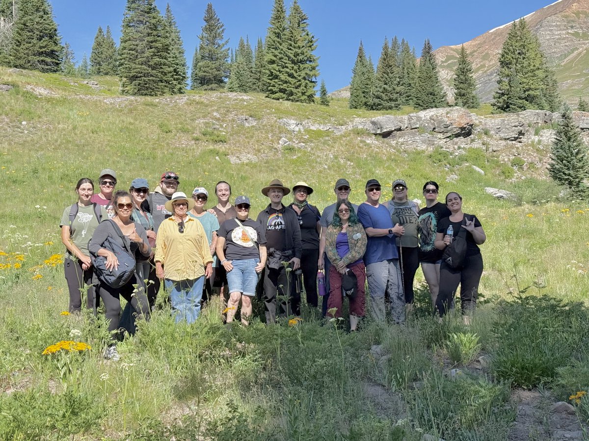 TheKJA's tweet image. Today, I took a group of my Publishing grad students on a spectacular hike in the mountains near Crested Butte. @WesternGPCW