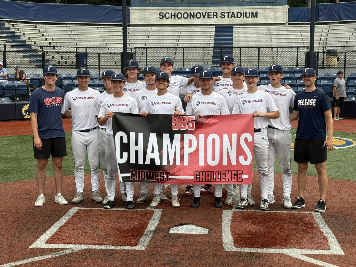 CHAMPS AGAIN! 🏆🏆🏆

17U-Edwards picks up their 3️⃣rd trophy of the year by completing their incredible day of baseball! 

#WreakHavoc