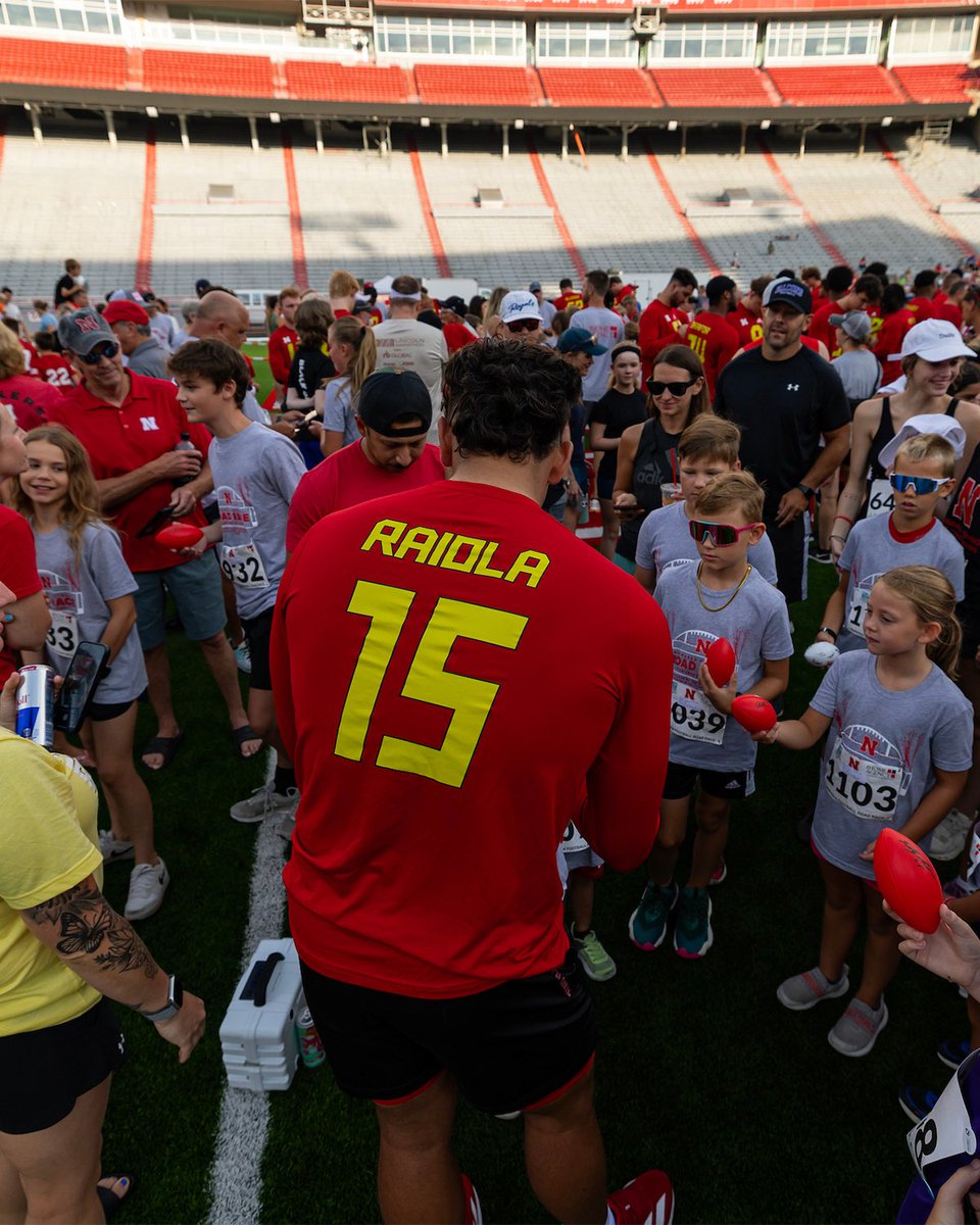 HuskerFootball's tweet image. Scenes from the 13th annual Nebraska Football Road Race 📸