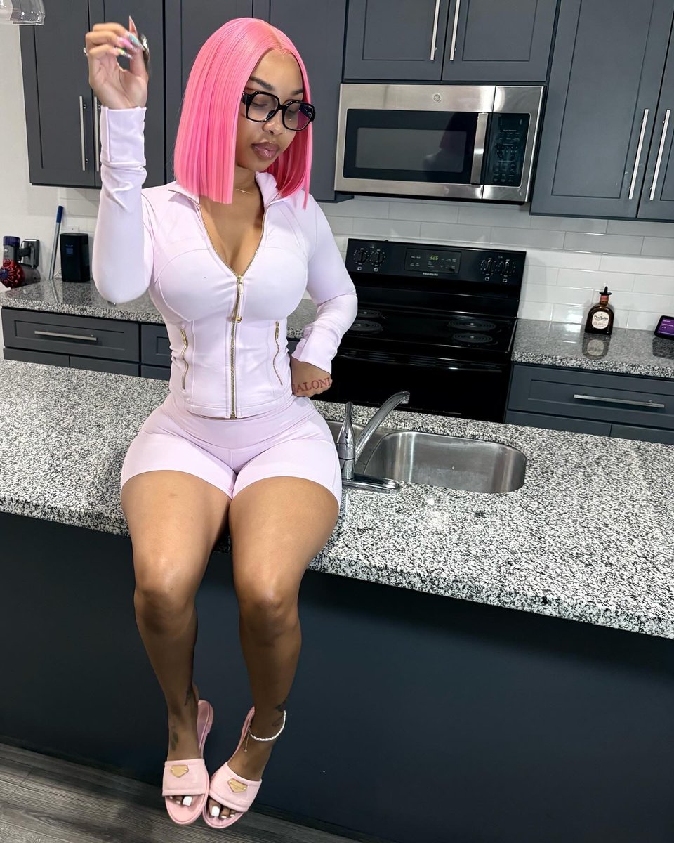 Realairejay's tweet image. I’m officially a Houston resident 🥳