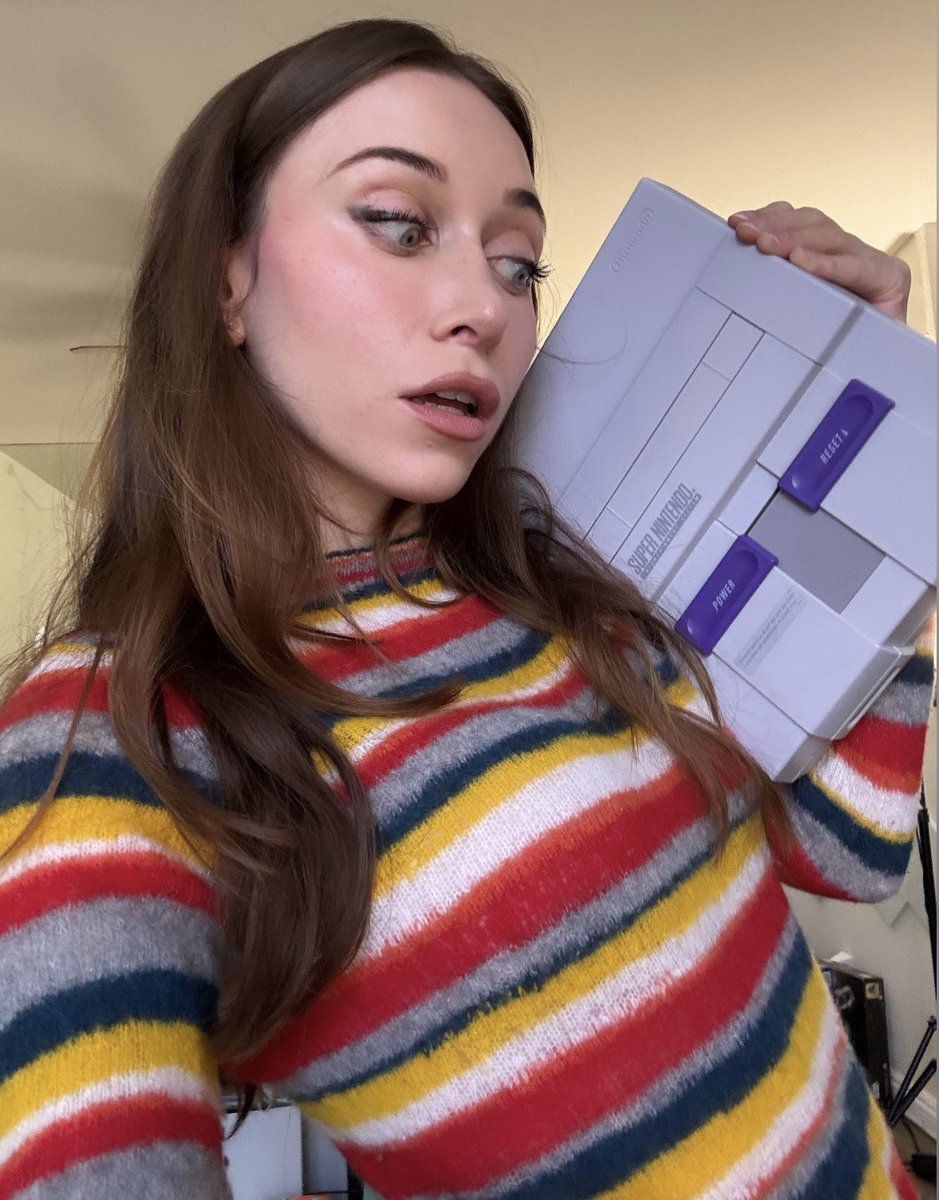 Sunday SNES retro gaming stream!

Let’s play more Legend of Zelda: a Link to the Past ⭐️ 

Twitch.tv/ayytrae